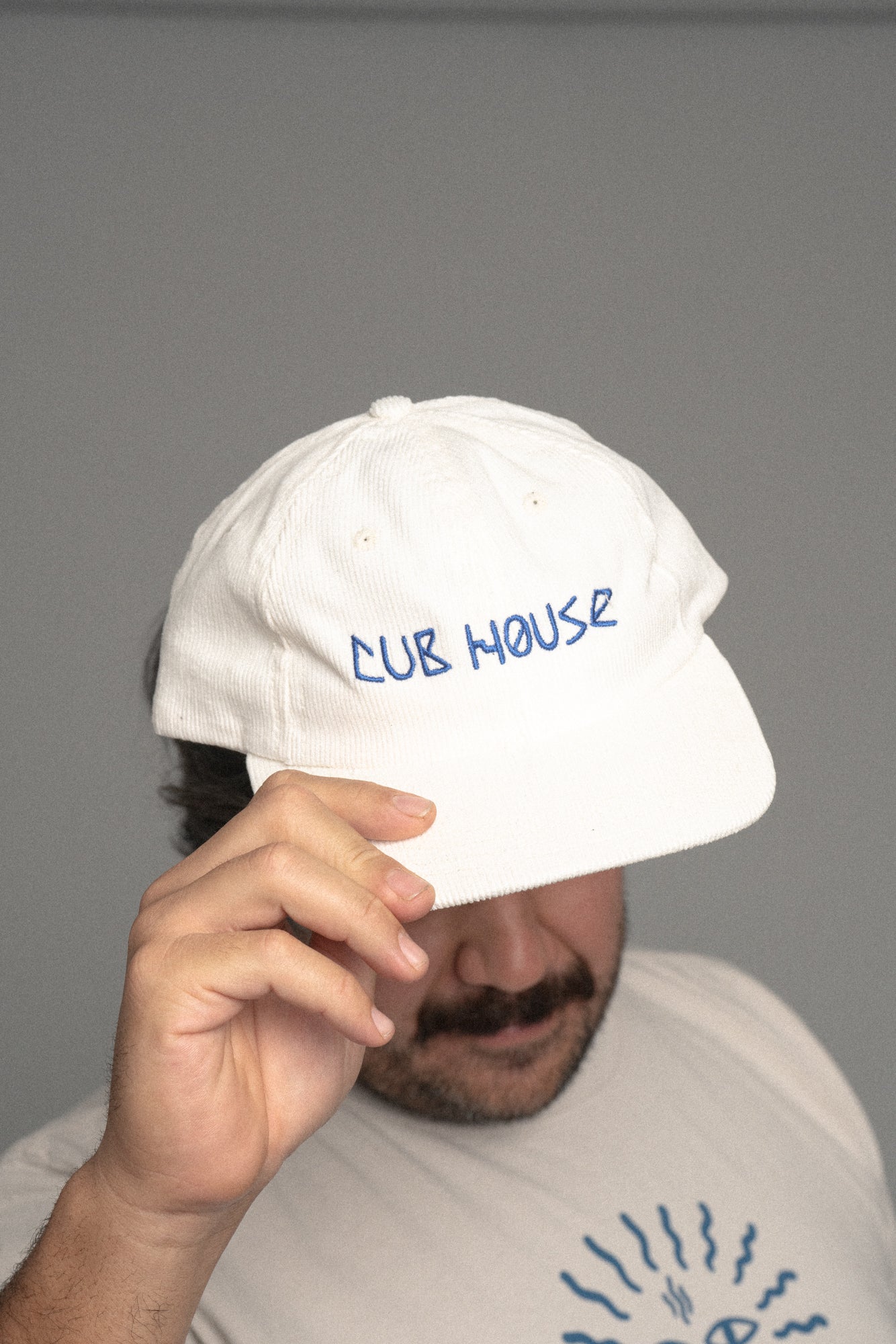 Cub House Corduroy Cap White/Blue