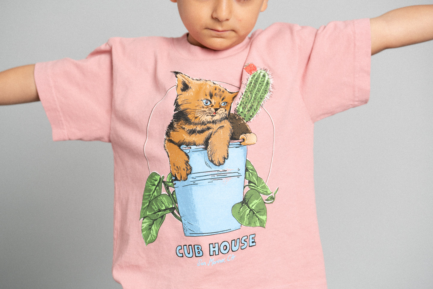 Lil Cubs Bucket Cat Tee Pink