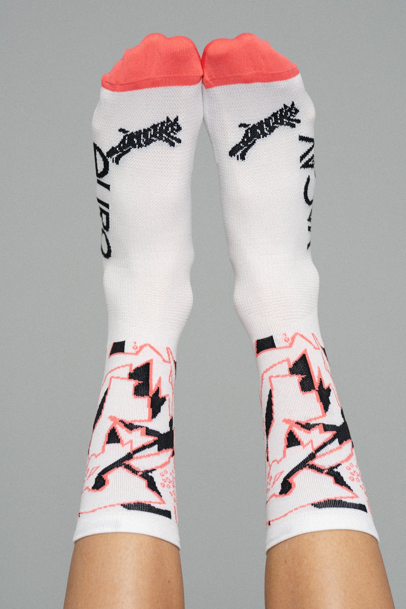 Razzle Dazzle Socks Coral/Black