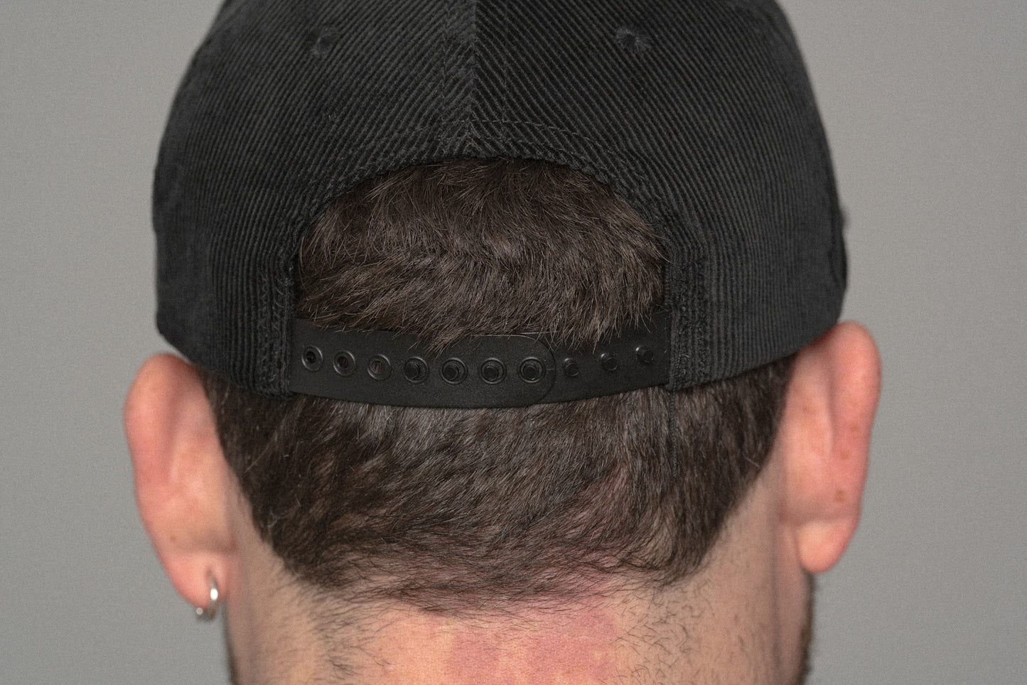 Cub House Corduroy Cap Black/White