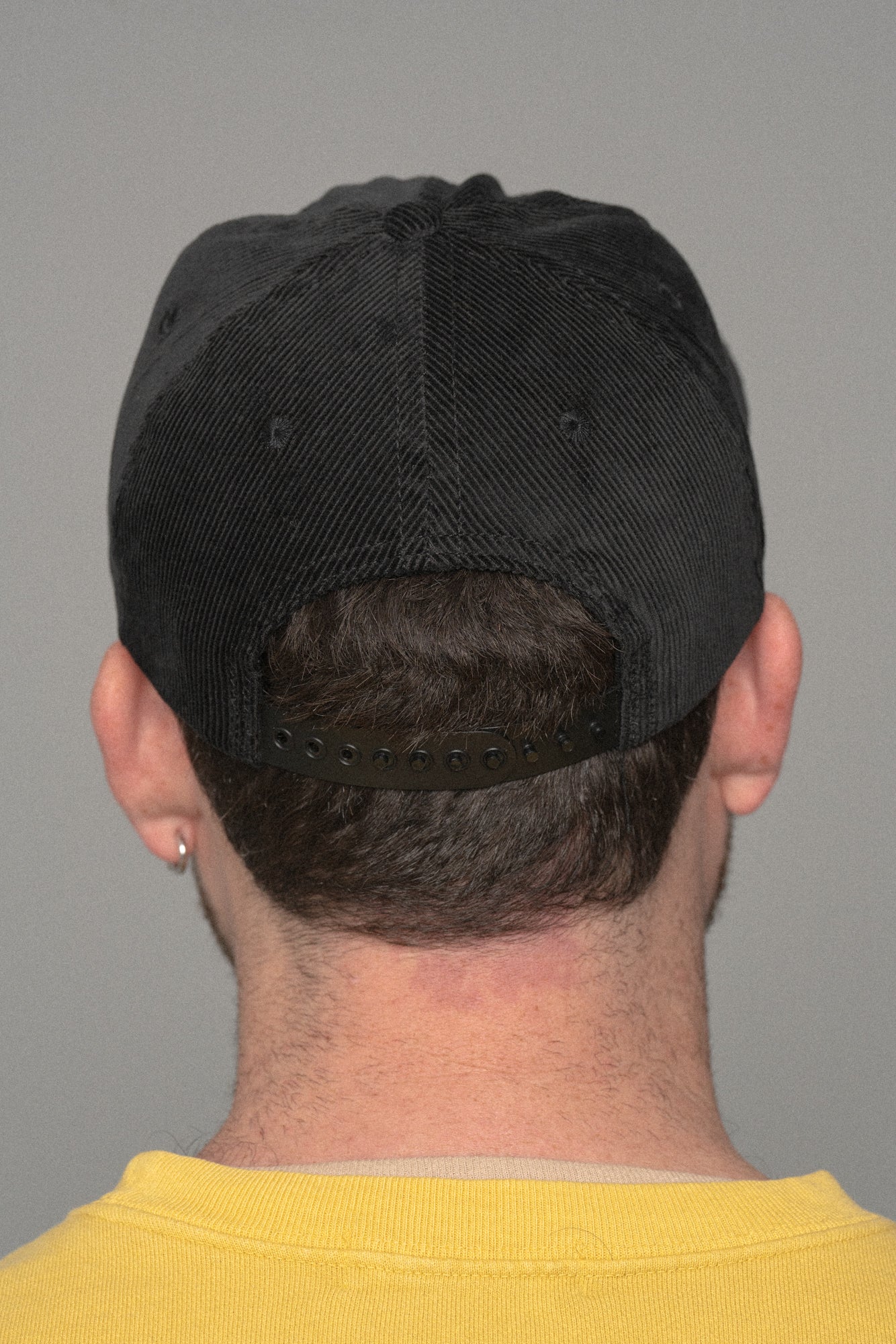 Cub House Corduroy Cap Black/White