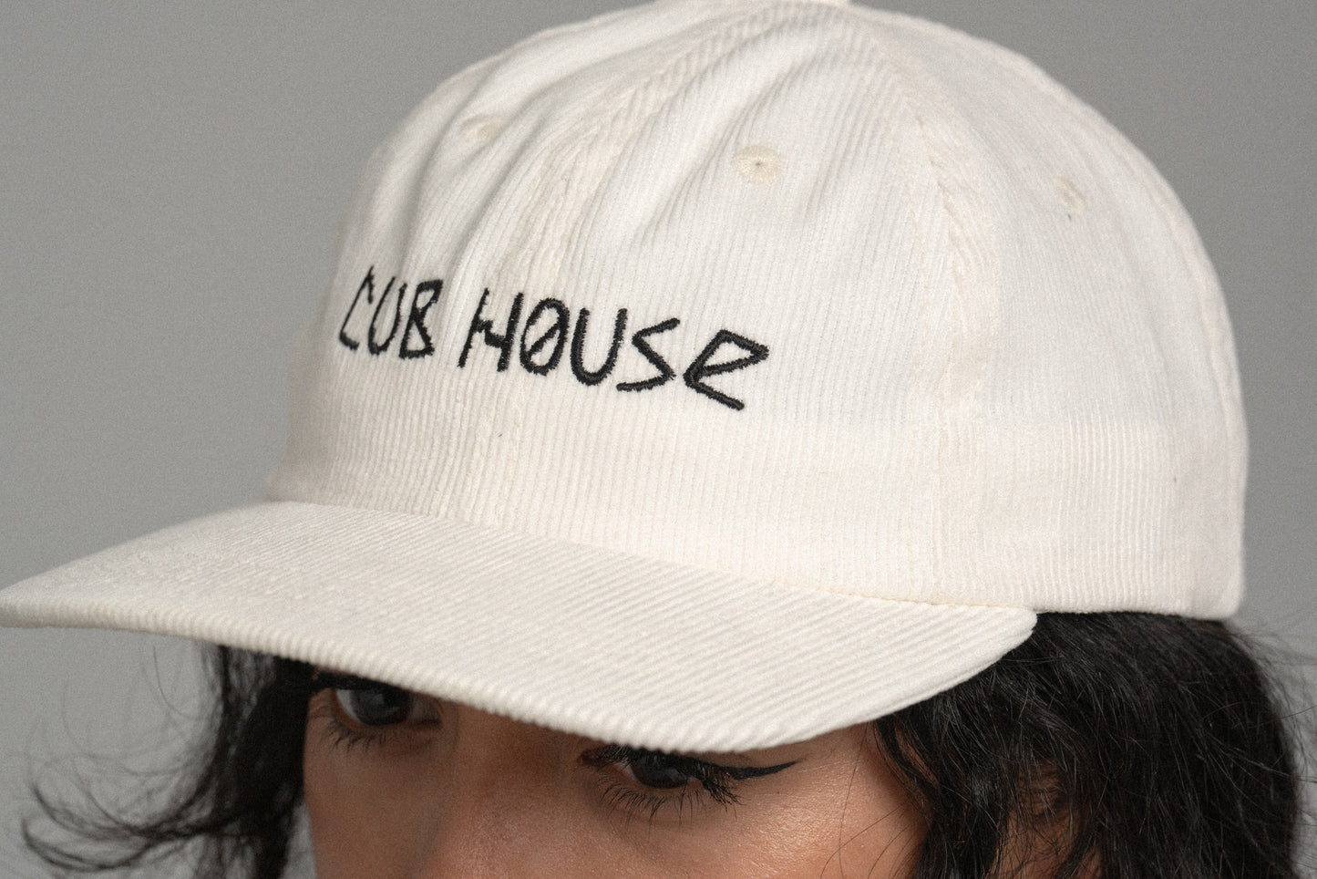 Cub House Corduroy Cap White/Black