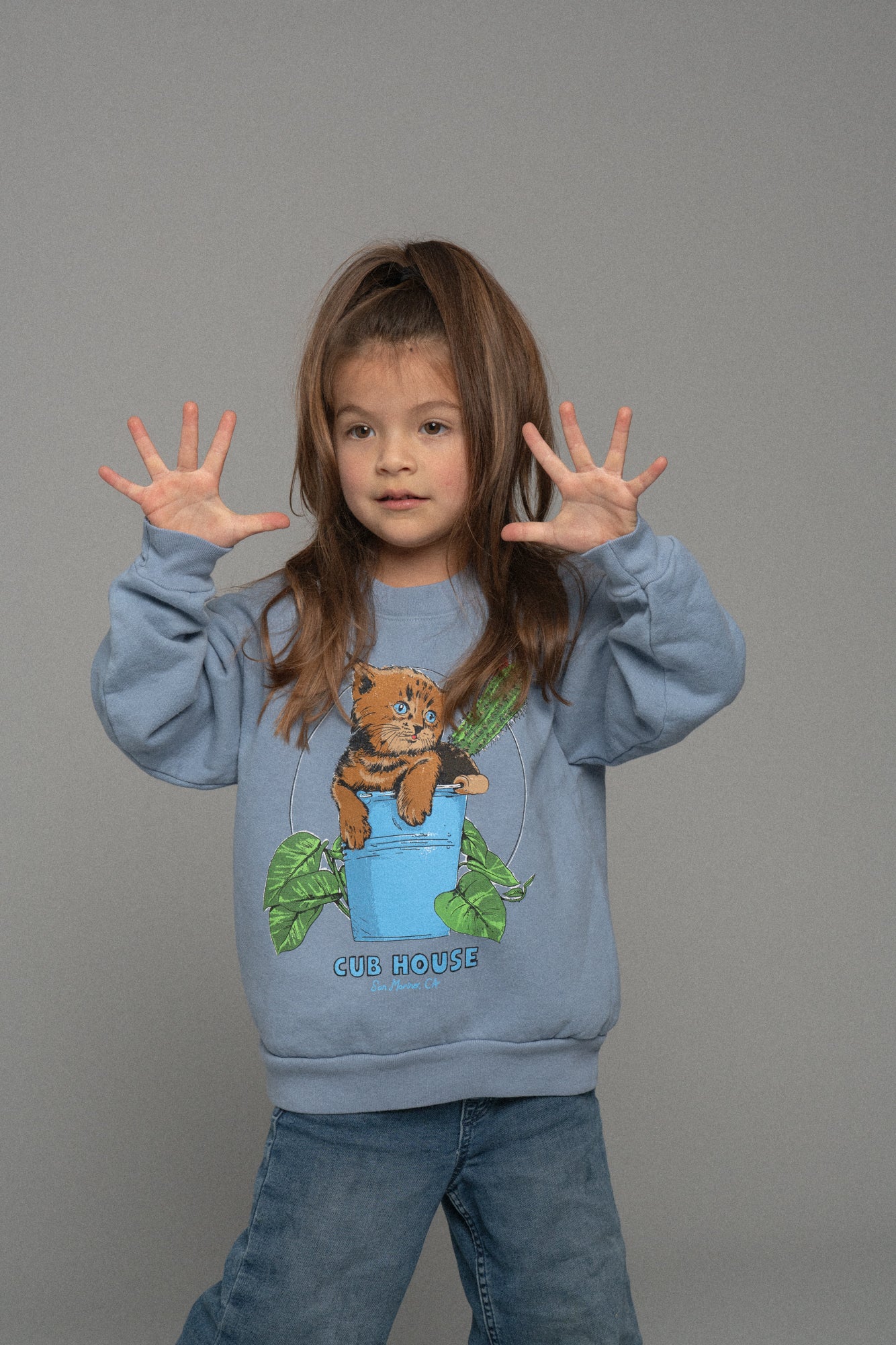 Lil Cubs Bucket Cat Crewneck Light Blue